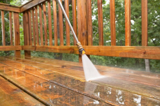 Professional Pressure Washing Services in Dulles Town Center, VA